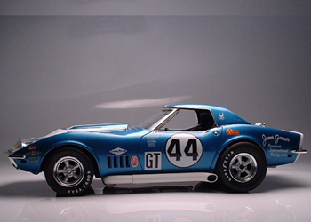 1968 Corvette Sunray DX and AIR James Garner Racer - Click Image to Close